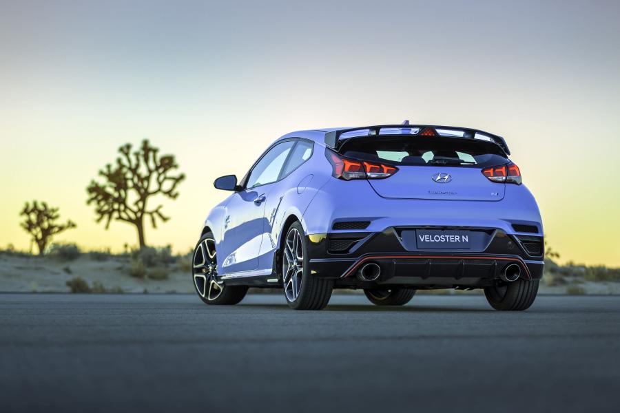  Hyundai Veloster N 2018 года  (NA) (фото 14 из 85)